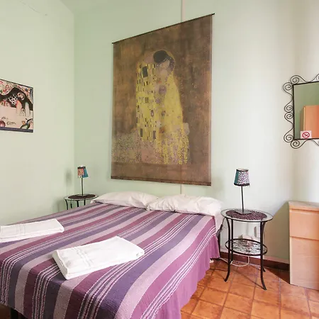 Pensión Sixbeds 2*